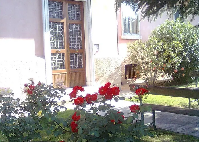 Pensjonat I Tre Arcangeli Lt